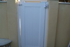 Full white privacy vinyl gate