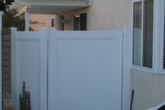 White privacy vinyl gate